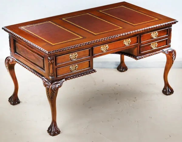 Письменный стол 140 Chippendale Brown  