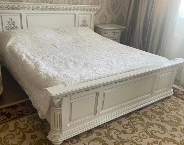 Кровать 140 "Венеция Люкс" Слоновая кость 363  купить в интернет магазине Мебель из массива. Звоните +7 495 961-63-63 Кровати из массива дерева