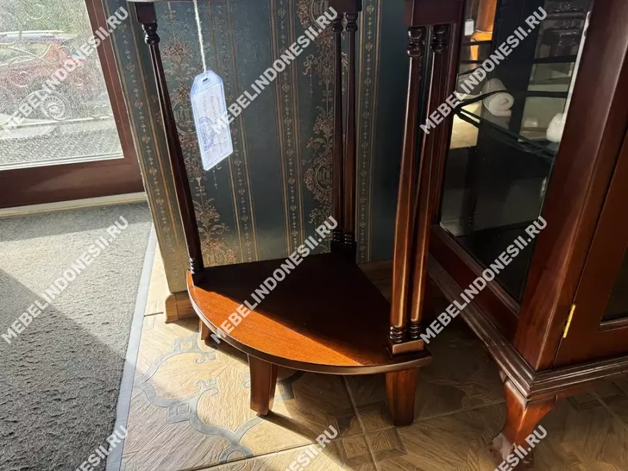Столик  